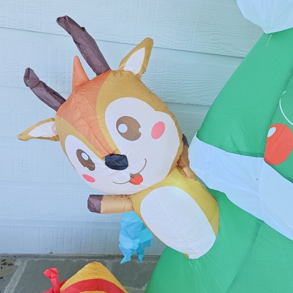 LED Airblown 7Ft Christmas Tree Inflatable Santa Star Presents Snowman Reindeer - Picture 2 of 7